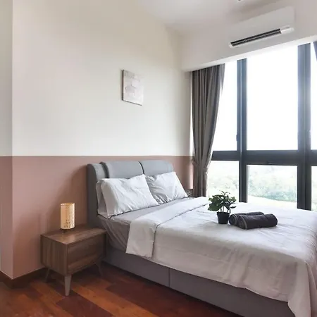 Lux & Stylish 2Br Apt At Klgcc Free Parking Kuala Lumpur Luaran gambar