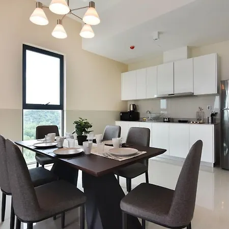 Lux & Stylish 2Br Apt At Klgcc Free Parking Kuala Lumpur Luaran gambar
