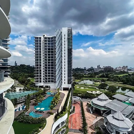 Lux & Stylish 2Br Apt At Klgcc Free Parking Kuala Lumpur Luaran gambar