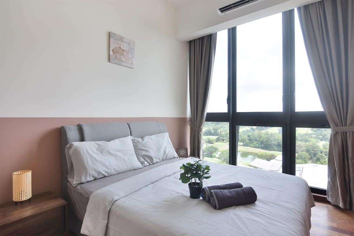 Apartment Lux & Stylish 2br At Klgcc Free Parking *