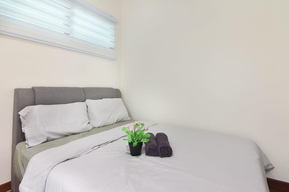Apartment Lux & Stylish 2br At Klgcc Free Parking Kuala Lumpur